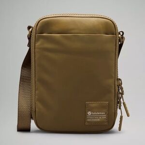 Lululemon Easy Access Crossbody Bag 1.5L - Artifact